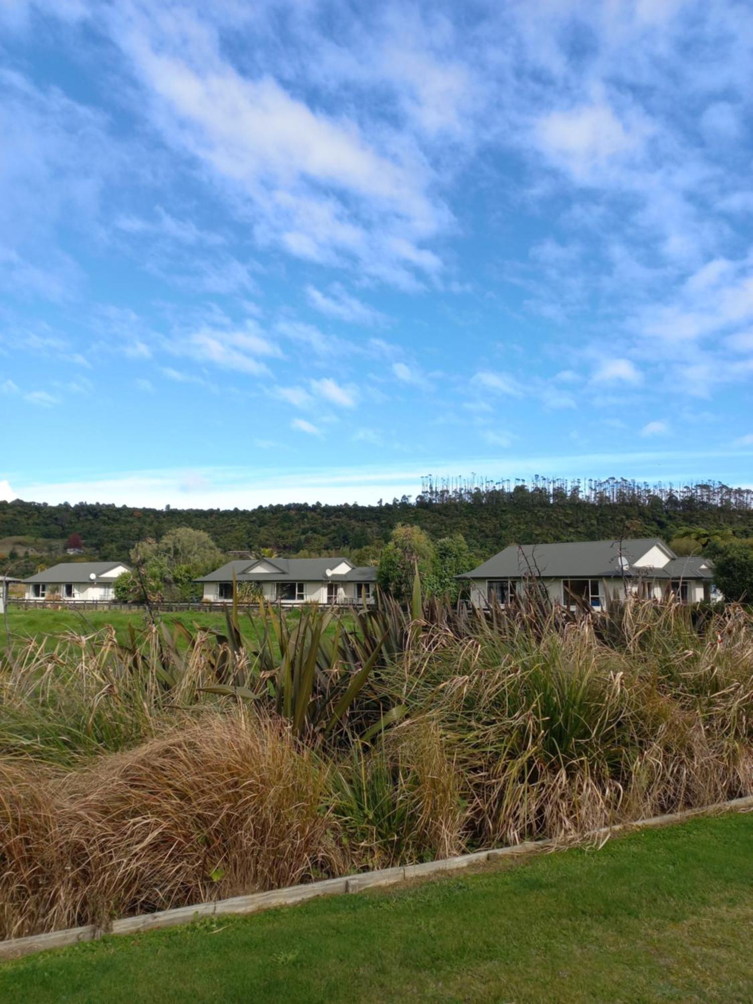 Karamea River Motels Экстерьер фото